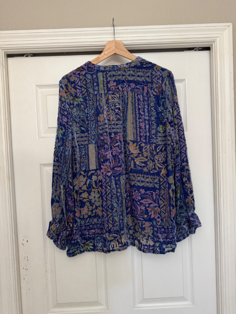Joasie Burnout Blouse Persephone - Picture 3 of 3